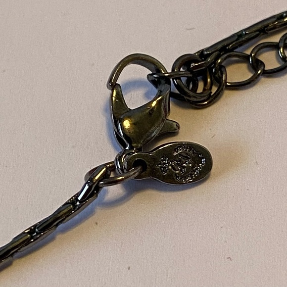 Premier Designs ‘Crystal Connection’ Necklace and Earrings - Picture 5 of 10